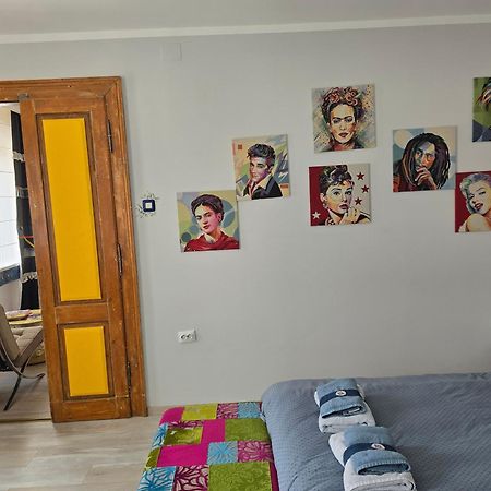Darlea Apartman غييكا المظهر الخارجي الصورة